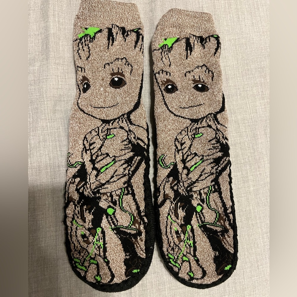 Baby Groot Marvel slipper socks size women S/M